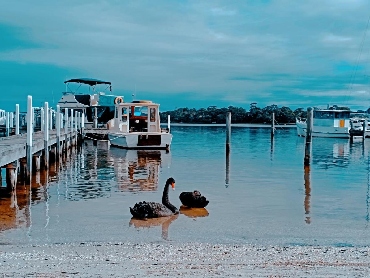 The View - Captains Cove Waterfront Resort Paynesville Ngoại thất bức ảnh